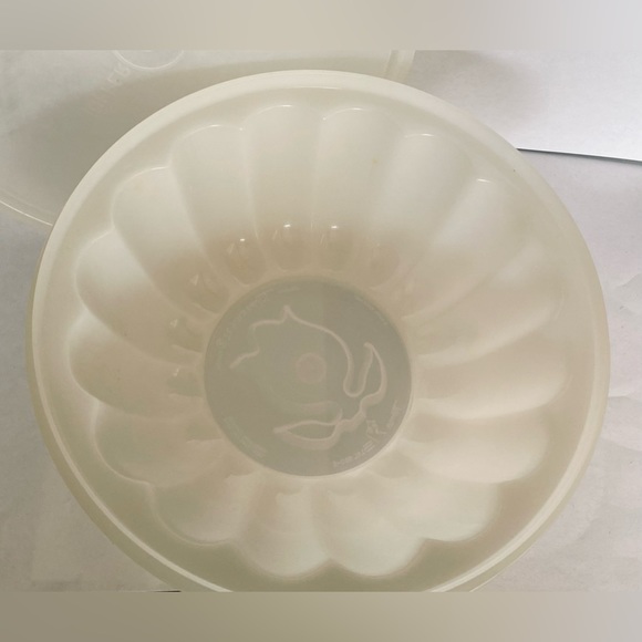 Vintage Tupperware Jello Mold Jel-N-Serve Gelatin Model 620-2 - Picture 5 of 5